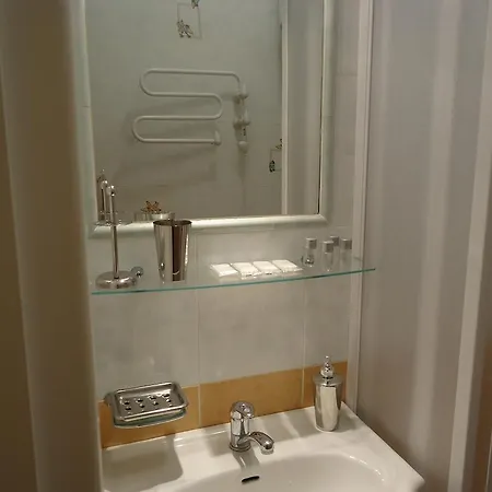Mala Stepanska Apartment